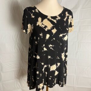 American Age Black and Cream Graphic Relaxed Tee